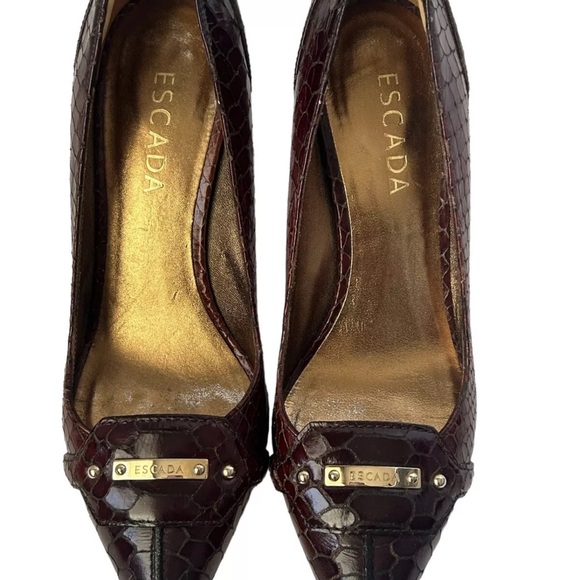 Escada snake embossed burgundy brown leather heel pumps Size 38 - Picture 14 of 16